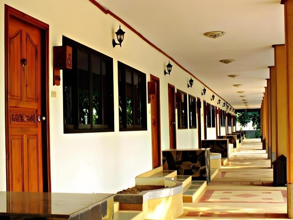 Siam River Resort Chaiyaphum Exterior photo