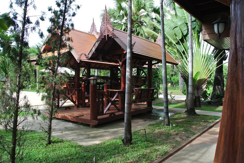 Siam River Resort Chaiyaphum Exterior photo