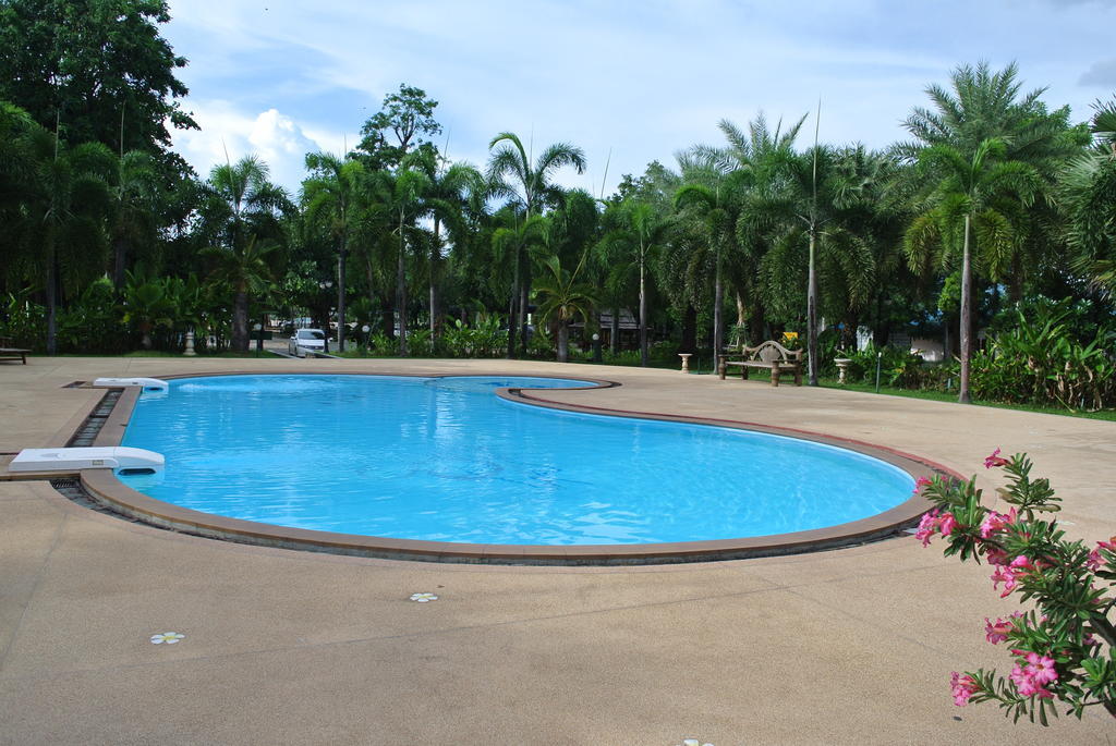 Siam River Resort Chaiyaphum Exterior photo